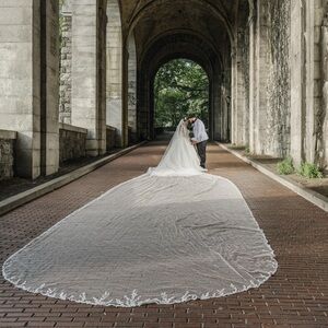 Elegant White Wedding Dress